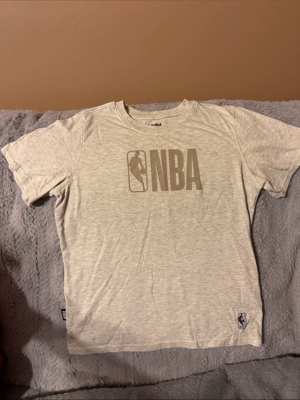NBA Kids Short Sleeve Logo Tee in Light Tan Heather